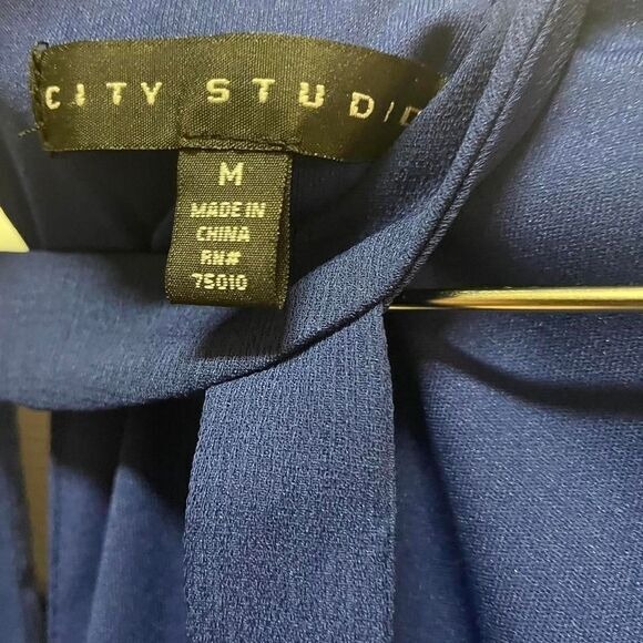 NWT Blue Cocktail Dress‎ Cut Out Detail Neckline - Bell Sleeves Women's M - Picture 5 of 5